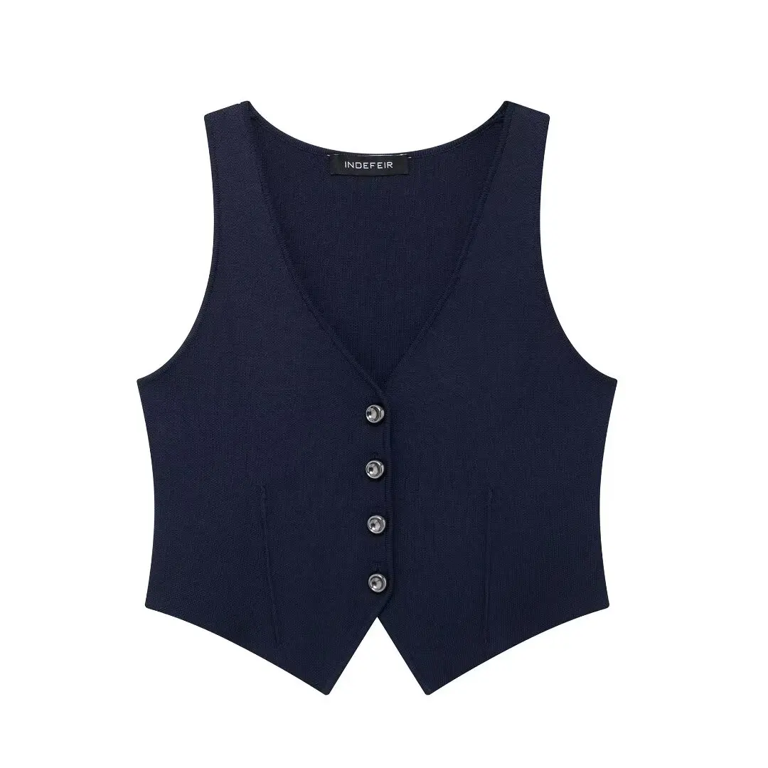 Women's 2024 New Fashion Casual Joker Exquisite Button Knit Short Vest Retro Sleeveless Women's Camis Chic Top.