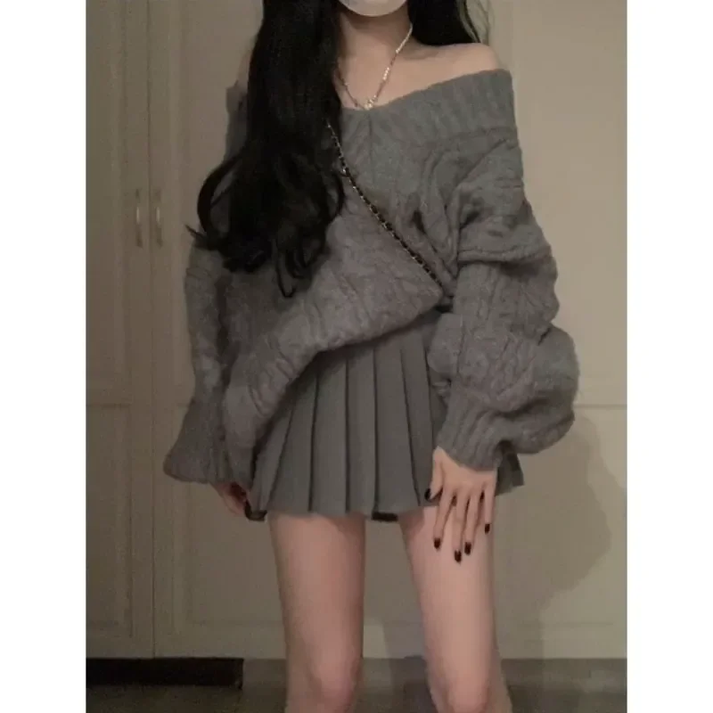 

Spring and Autumn New Gentle Wind Twist Sweater Knitwear Pleated Skirt Grey Elegant Two-piece Suit for Women