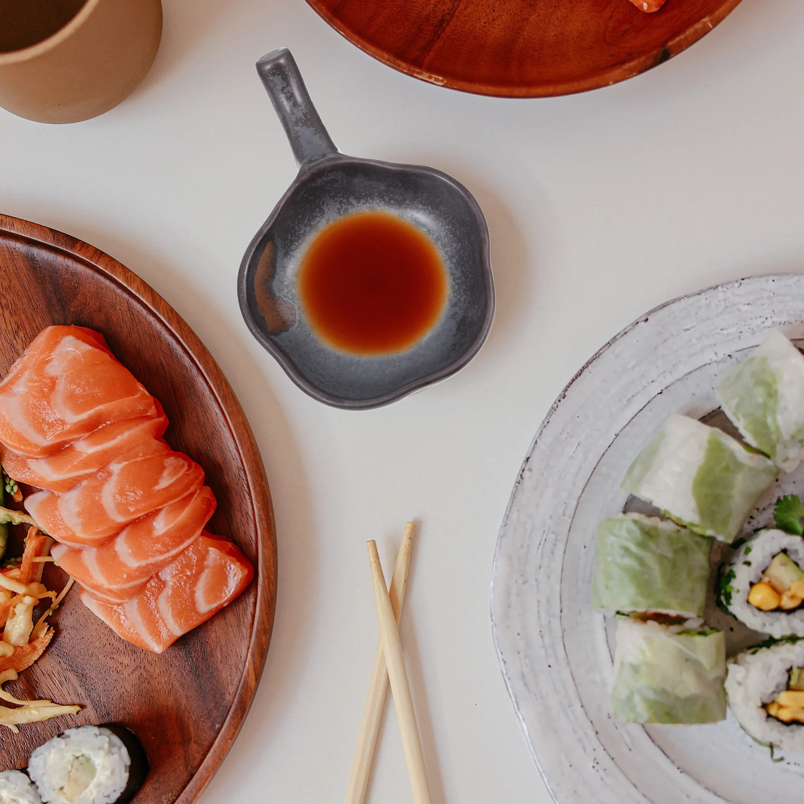 

1Pcs Flower Shape Ceramic Seasoning Dish Practical Dip Serving Plate for Sauce Mustard Chili Oil Snack Appetizer