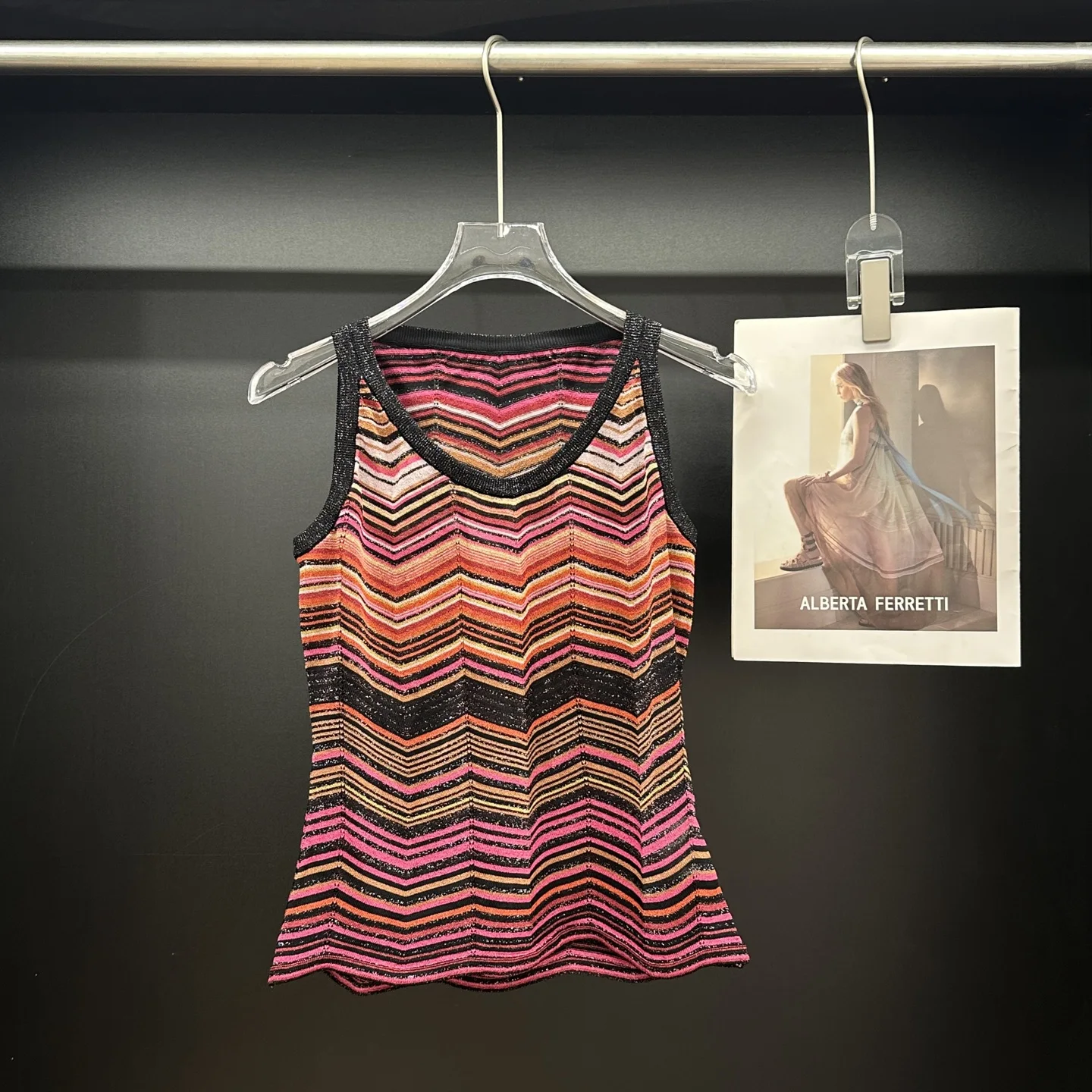 三宅プリーツ 2 ピース ストライプ セット 2025 春夏新作カラフルなパッチワーク トップ + ストライプ ワイドレッグ パンツ セット