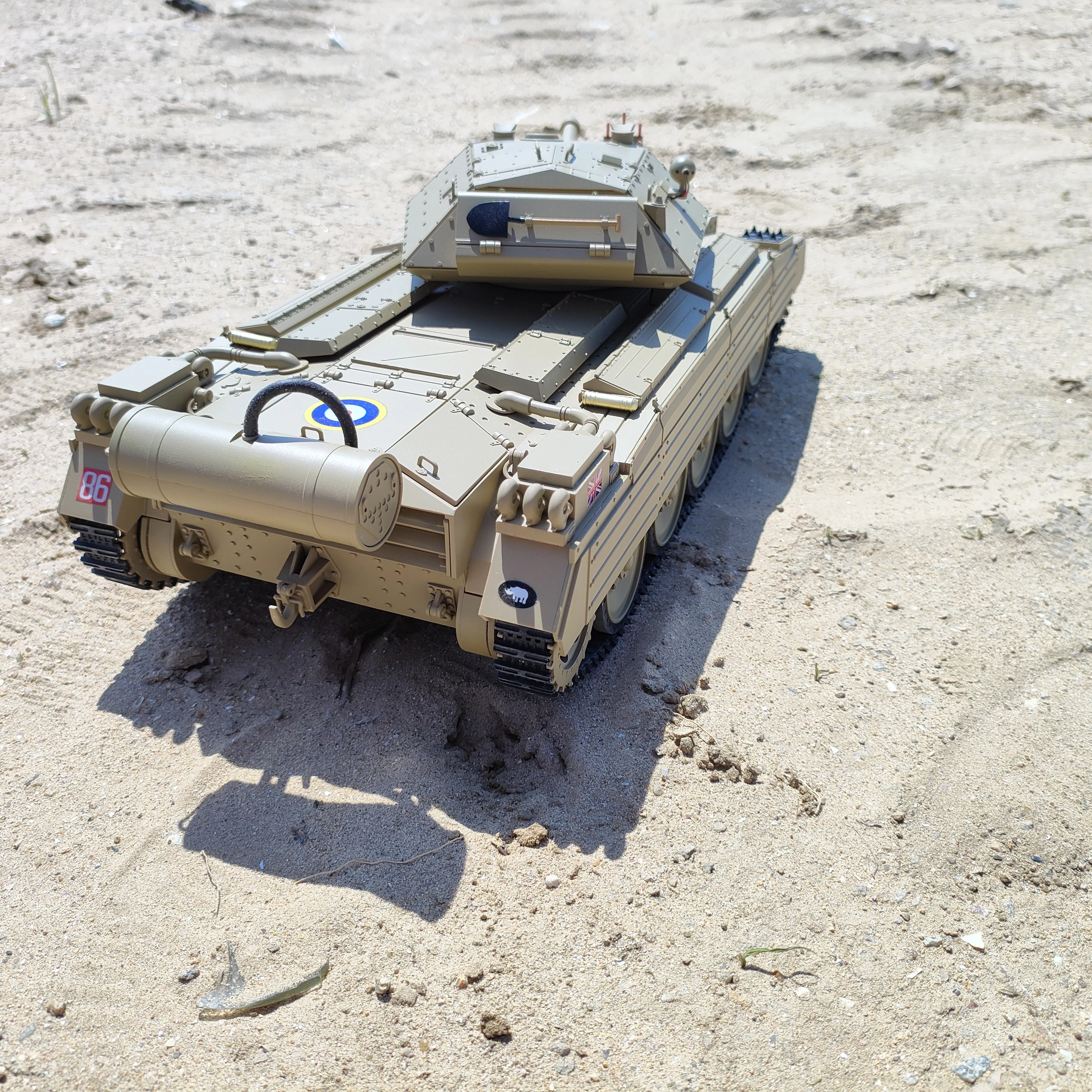 1:16 Full Scale Electric Remote Control Tank Military model Toys with Sound Light Smoke Features RC Tank Toy