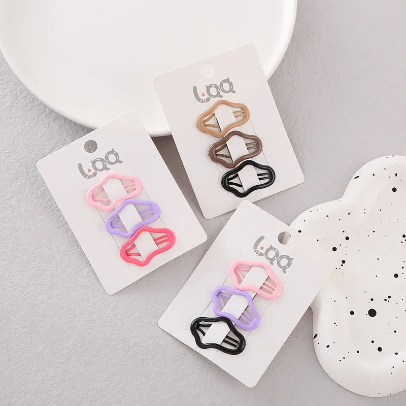 

Разноцветные заколки для волос с облаками, набор из 3 шт., полые дизайнерские боковые заколки, милые BB-заколки для женщин и девочек, милые аксессуары для волос