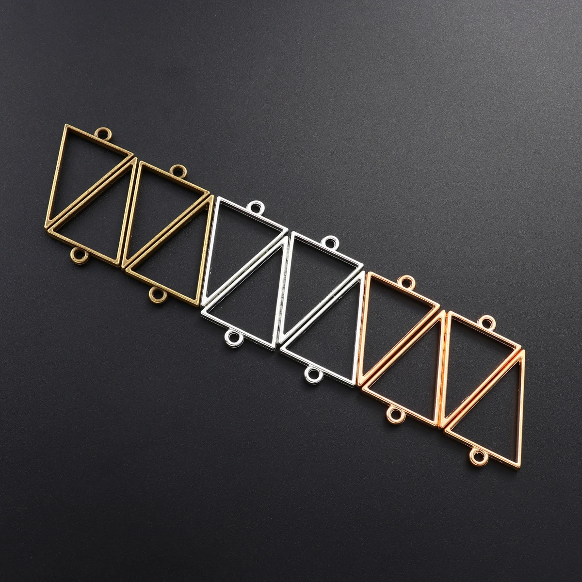 

30Pcs Triangle Alloy Pendant Charms Jewelry Making Accessories for Necklace Bracelet Keychain Charm Pendant