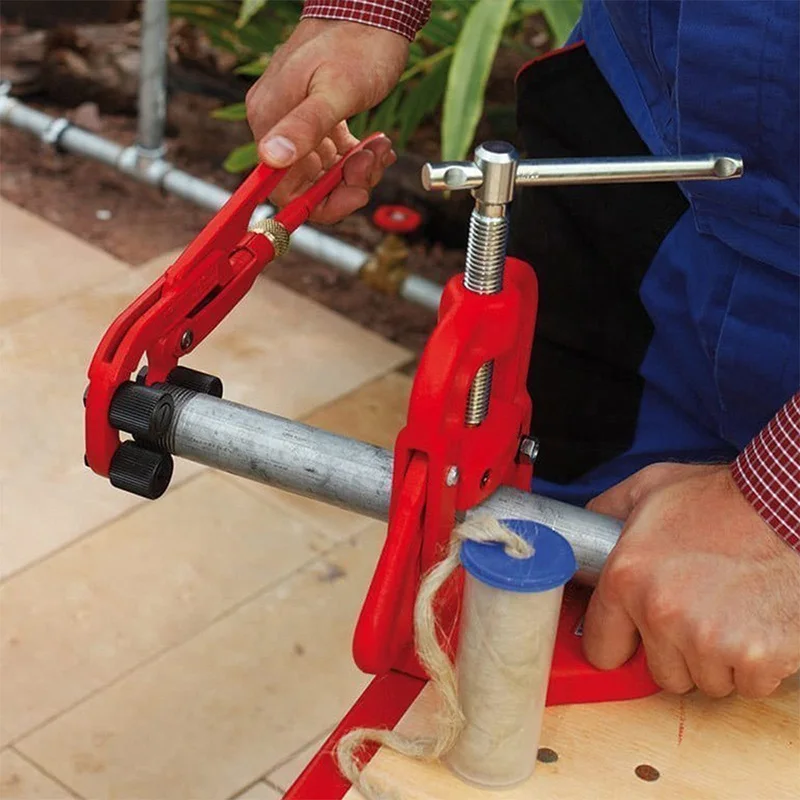 Manual Pipe Threader Wrench Pipeline Processing Tool Fix Damaged Threads Easily with Pressure Roller Sleeve, Pipe Wrenchs