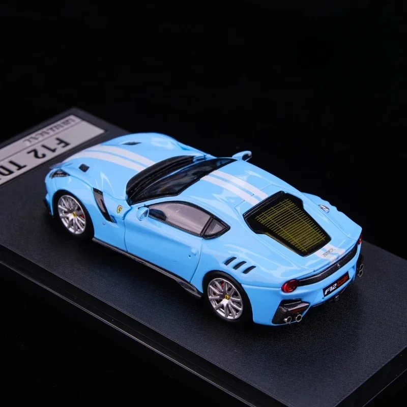 Pequeno brinquedo escala 1/64 Ferrari F12 TDF liga brinquedo veículo motorizado diecast metal modelo presentes