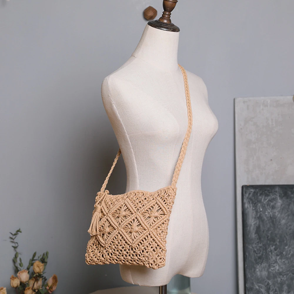 Saco de praia de palha ombro Messenger Bag para mulheres, Boho Tassel, Oco Out Crochet Crossbody Handbag, Macramé Clutch Purse Bags