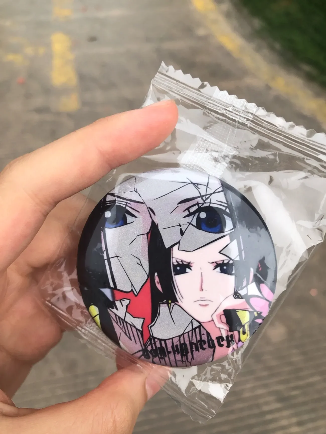 One Piece Fan Milk um die kaputte und reflektierende Barji Empress Ace Charakter Abzeichen Dekoration Anhänger Sammlung Geschenk