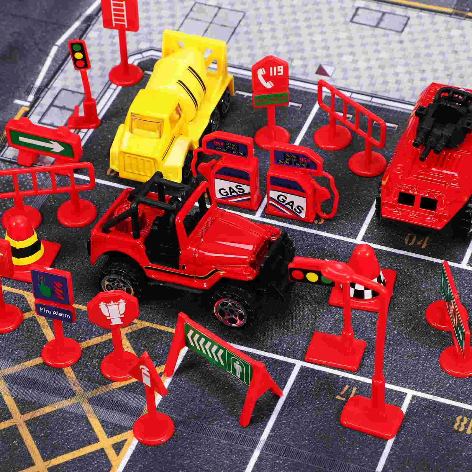 Mini Traffic Signs Play Traffic Signs Street Signs Playset Mini Cones Traffic Light Lamp Street Sign Toy Kids Roadblocks