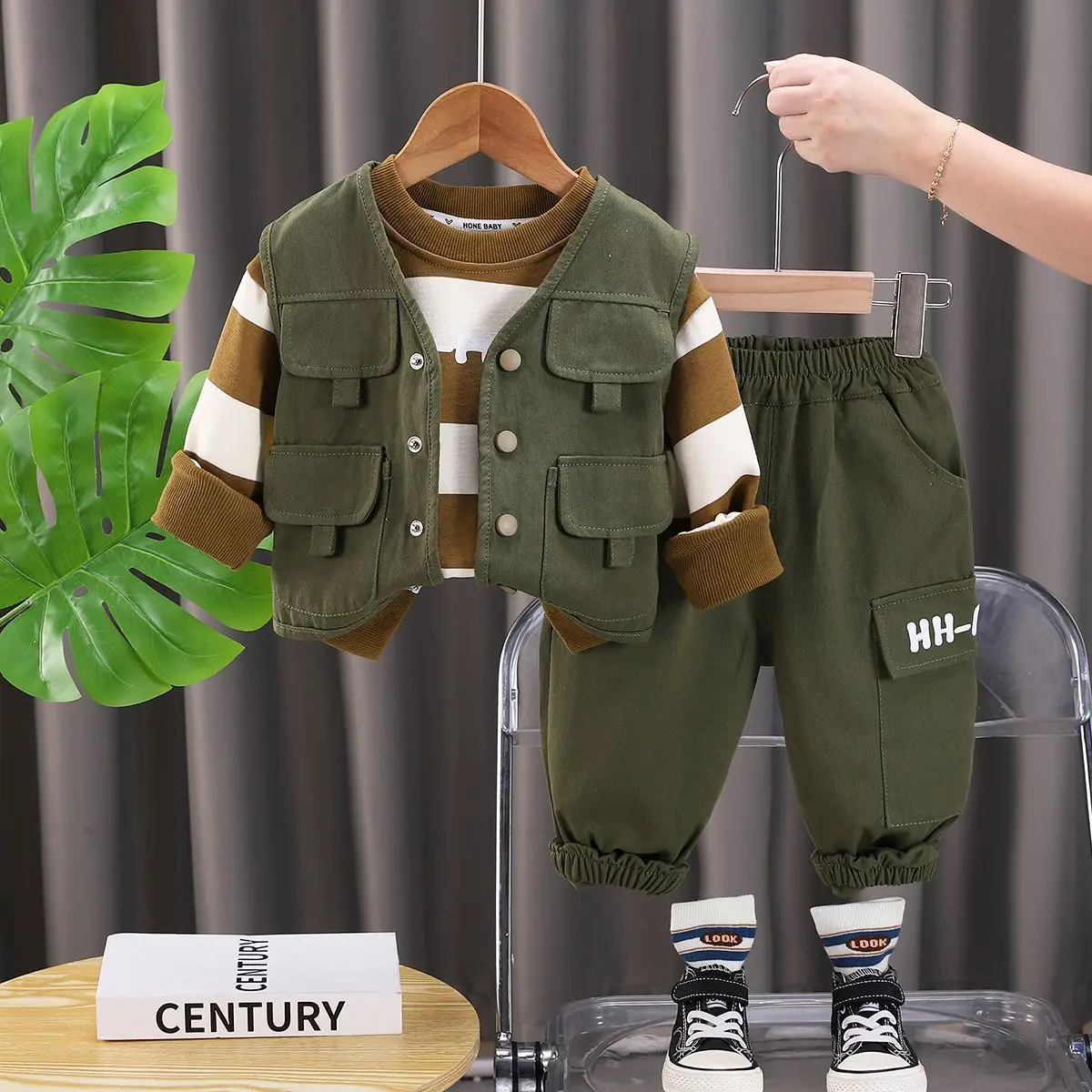 

1-6Yrs Boy Set Outfit Spring Baby Girl Kid Clothes Set Children Sports Waistcoat +t Shirt and Pants 3pcs Suit Cotton Tracksuit