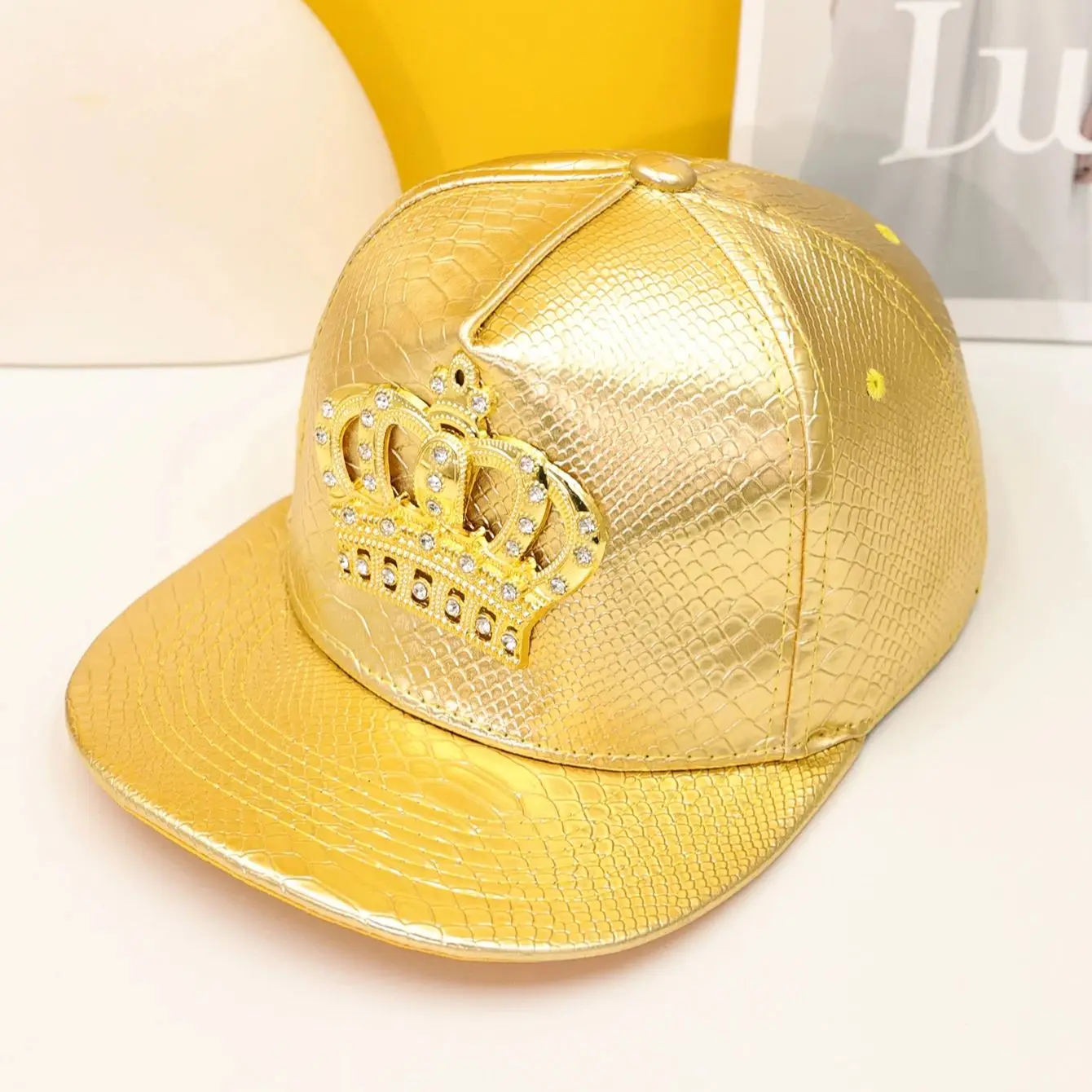 1pc fashion creative crown PU leather flat brim baseball cap for men and women street style duckbill cap