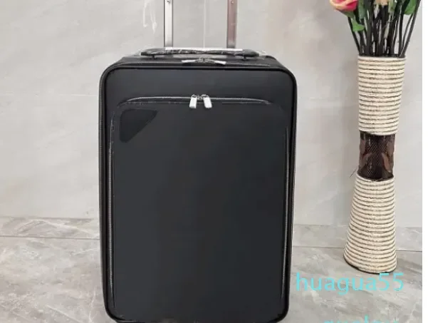 

Дизайнерский дорожный чемодан на колесах, размер для ручной клади, в дюймах