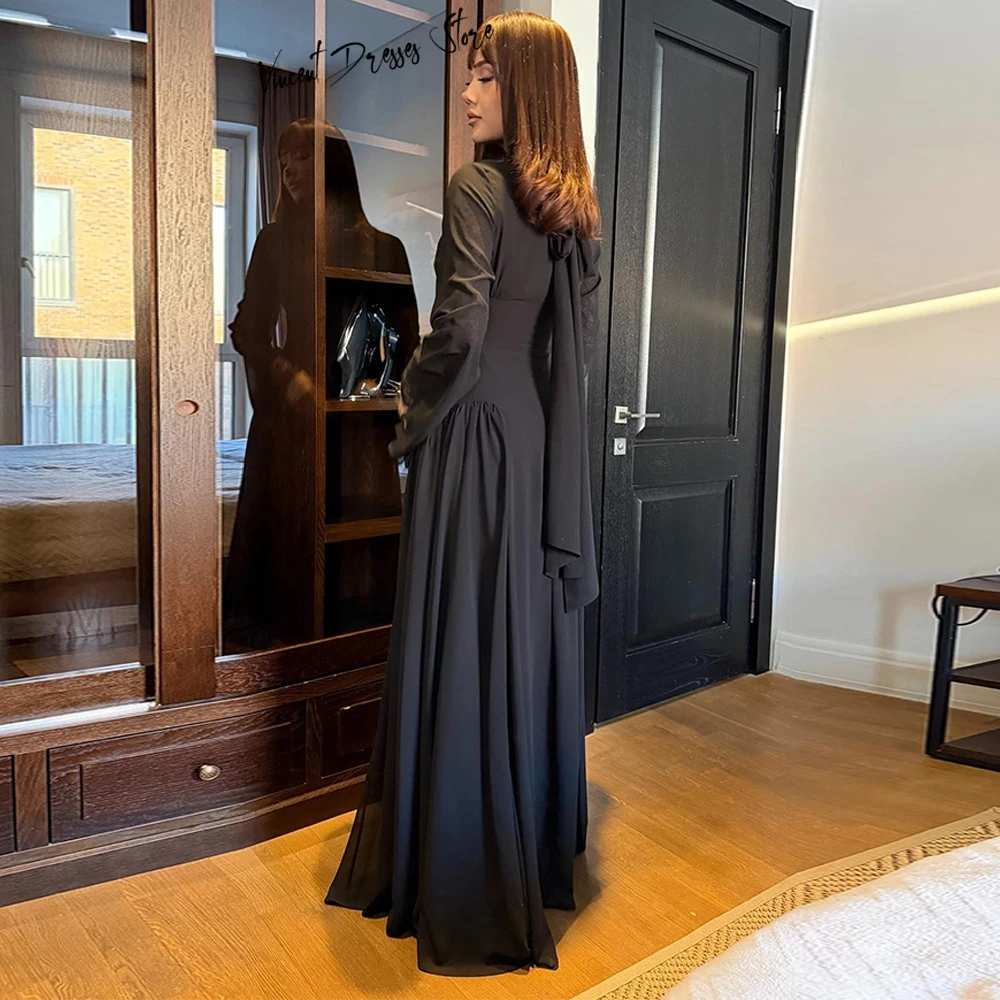 

Customized Chiffon A-Line Long Sleeves Evening Dress Formal Crew Neck Homecoming Dress Fashion Sweep Train Celebrity Gowns