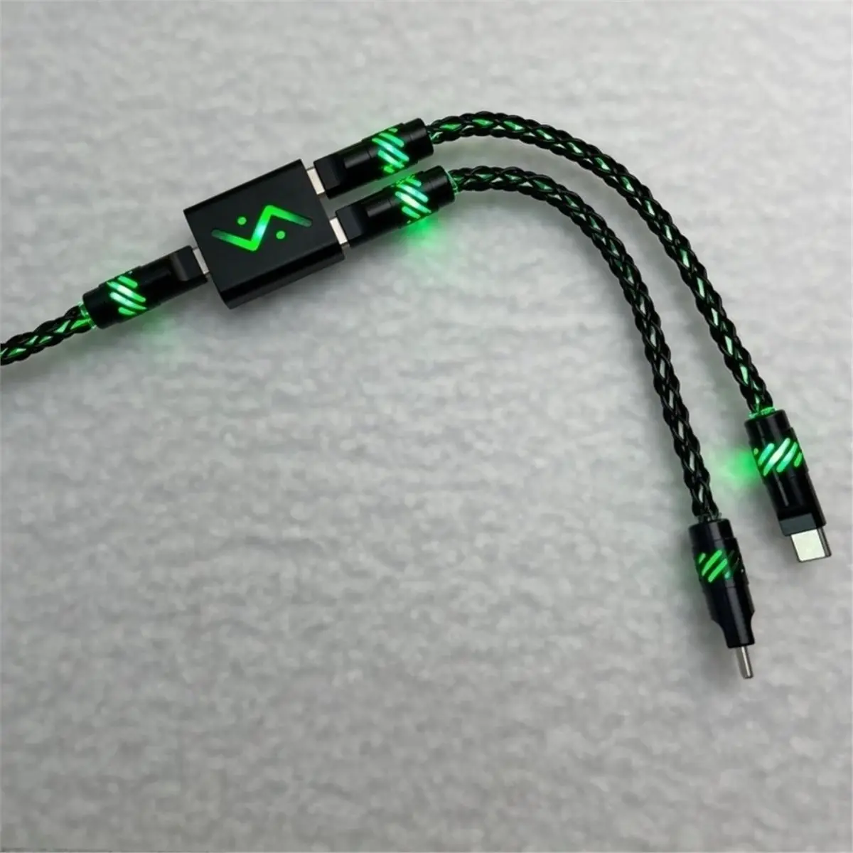 A85P 허브 2-in-1 어댑터 E-스포츠 도킹 스테이션 8K 자기축 키보드 Type-C 통합기 모바일 게임 컨버터 실버