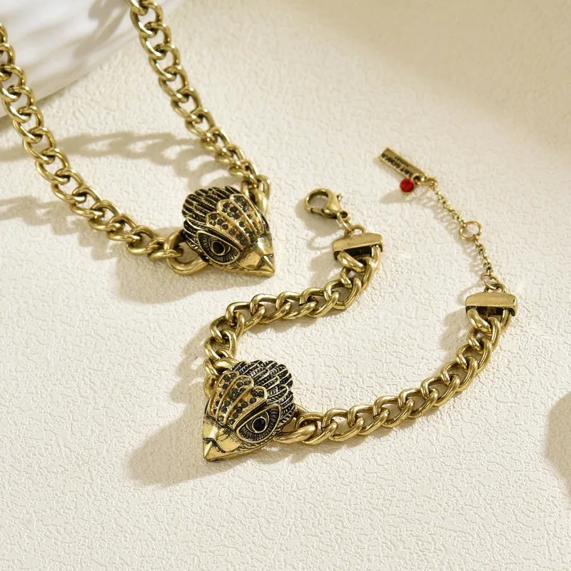 Women Vintage European‑American Eagle‑Head Rhinestone Jewelry Set Necklace Bracelet Versatile High‑End Fashion Accessory