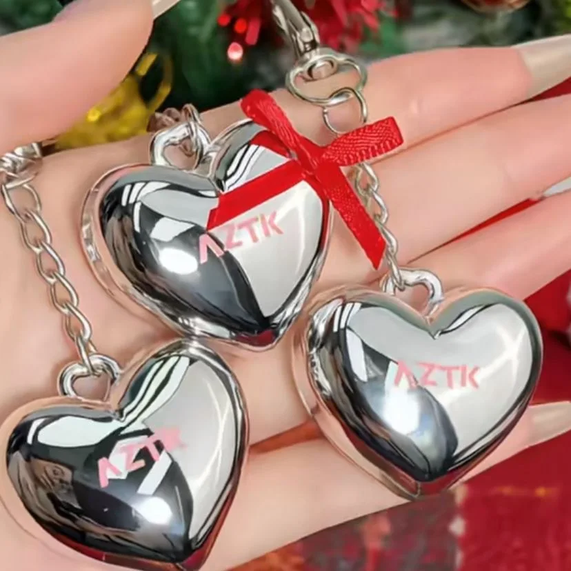 Aztk Pink Love Lip Freeze Hydrating Mirror Lip Glaze Moisturizing Nude Lipstick Blush Pendant