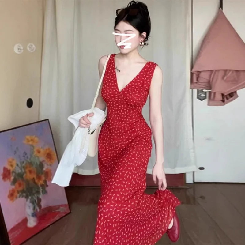 Beach vacation vibe in redvWomen's floral sleeveless dress for summer2025New high-end long dress