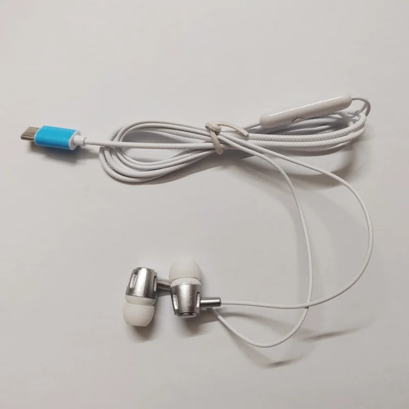 2025 NEW c04 In-ear Wired Earphone For Xiaomi Samsung NOTE 10 NOTE 20 S21 S20 Cellphone Headphones with Mic Wired Headsets