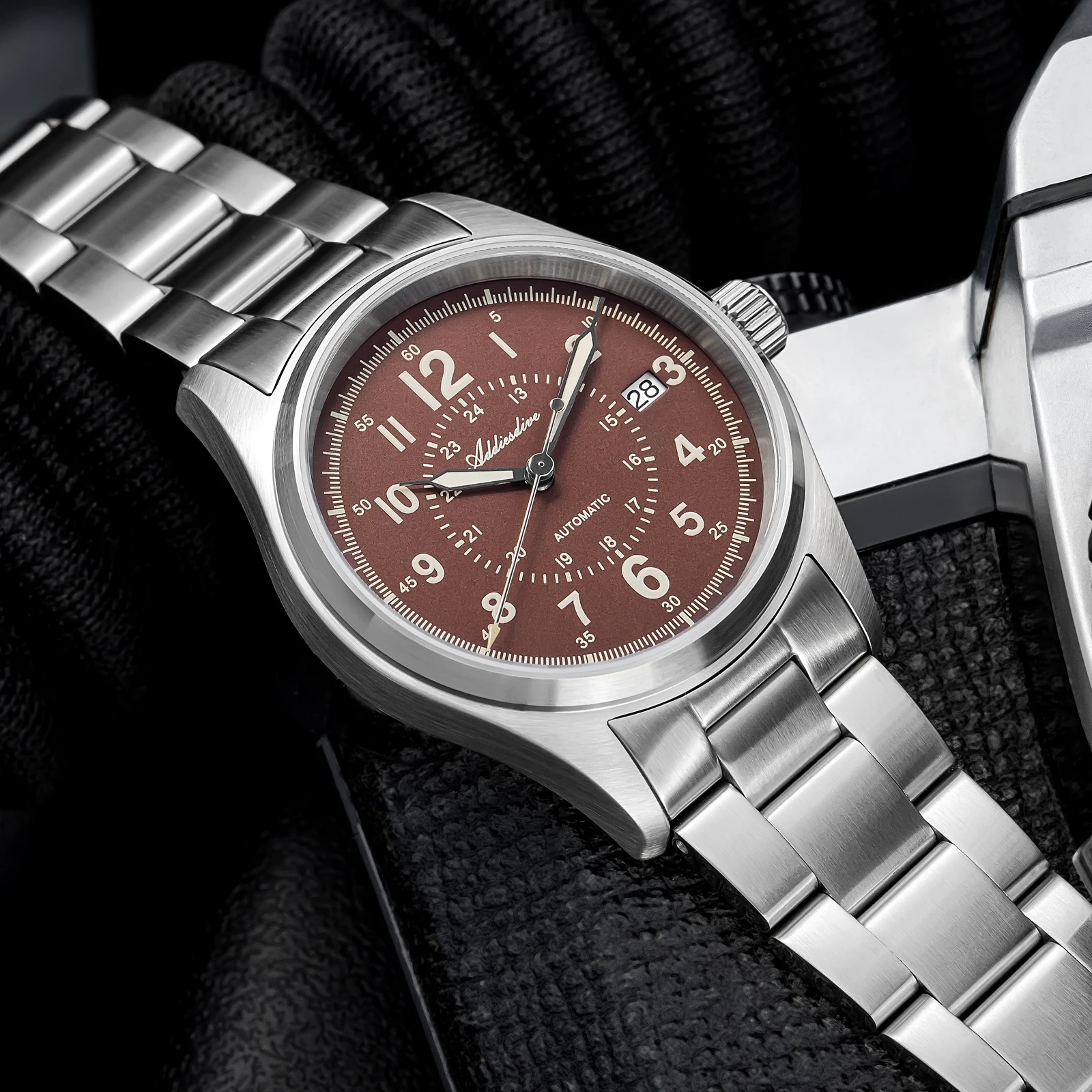 

ADDIESDIVE 39mm Retro Men's Wristwatch Sappire NH35 Automatic Watch AR Coating Waterproof 200m Luxury AD2074 Mechanical Watche