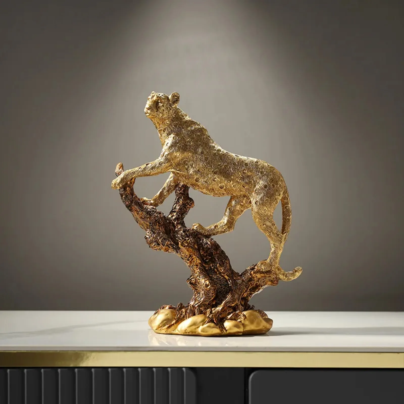 Leopard Sculpture Golden Resin Statue Animal Figurine Home Decor Modern Art Ornament Living Room
