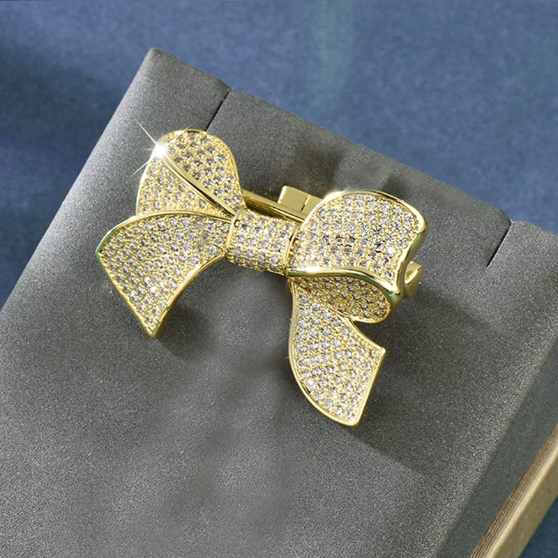 

Elegant and grand bow brooches, high-end light luxury suit jacket brooches, and women's coat fixing pin accessories