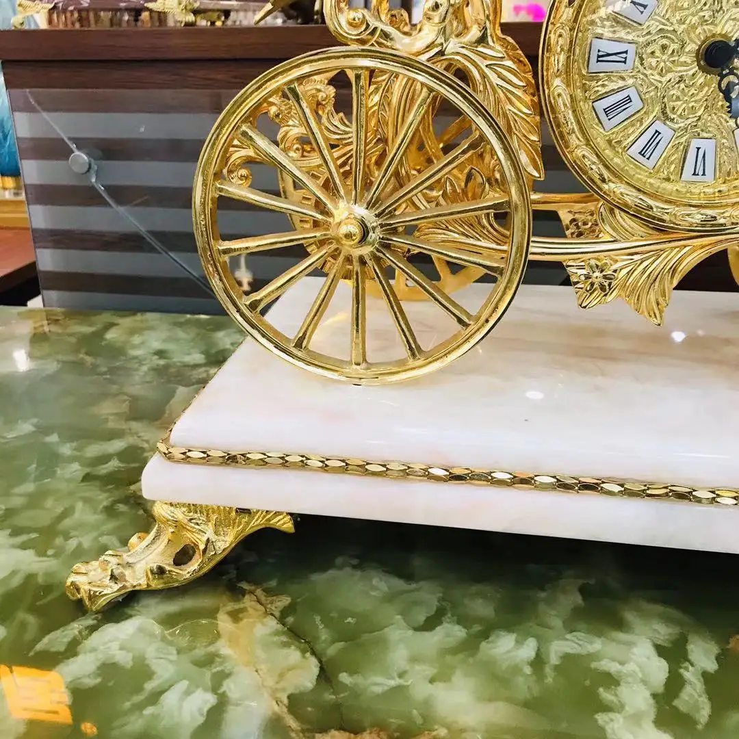 Gold Plated Bronze Carriage Bell Antique Brass Gold Quartz Needle Display Daily Use