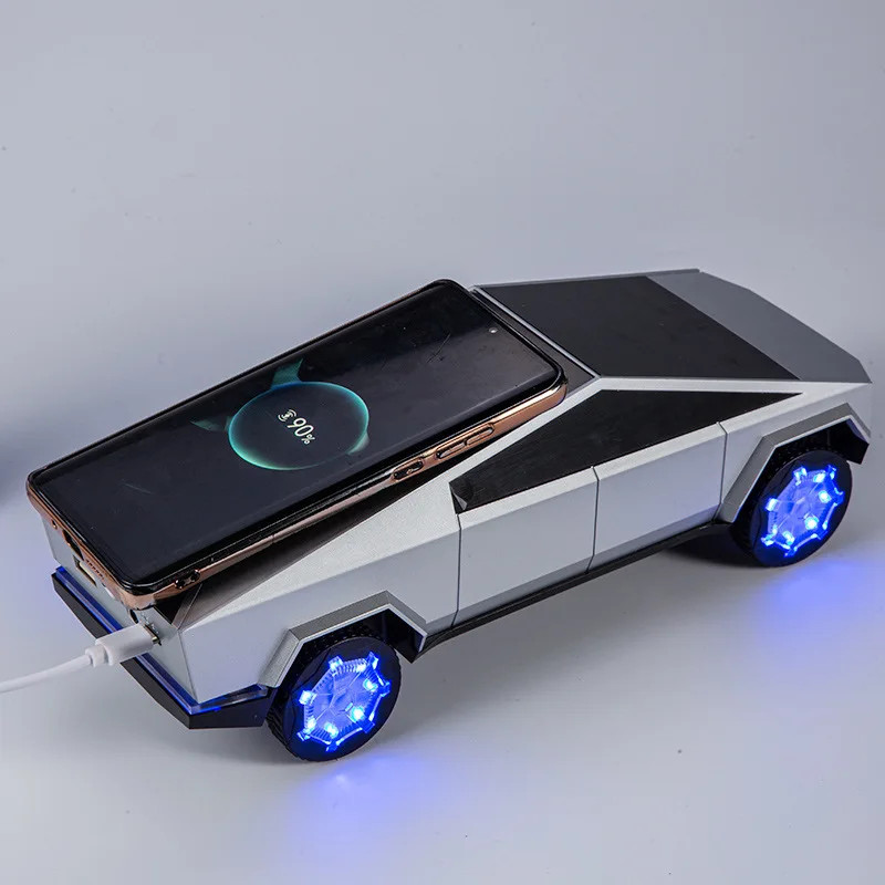 新しいbluetoothオーディオラジオスピーカー、クールな車型ミニ