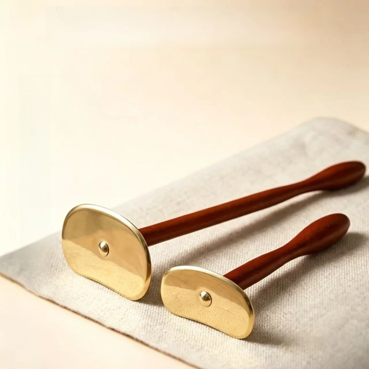 Pure Copper Gua Sha Tool Ergonomic Scraping Board Easy Self Gua Sha on Back Neck & Shoulder Full Body Muscle Relaxation Health