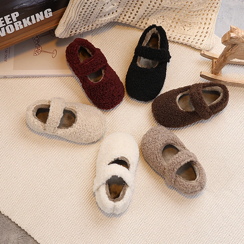 

Мягкая пушистая кожаная обувь для маленьких девочек, новинка 2025 года, зимние детские балетки на флисовой подкладке, классическая школьная повседневная одежда на мягкой подошве, возраст 3–8 лет