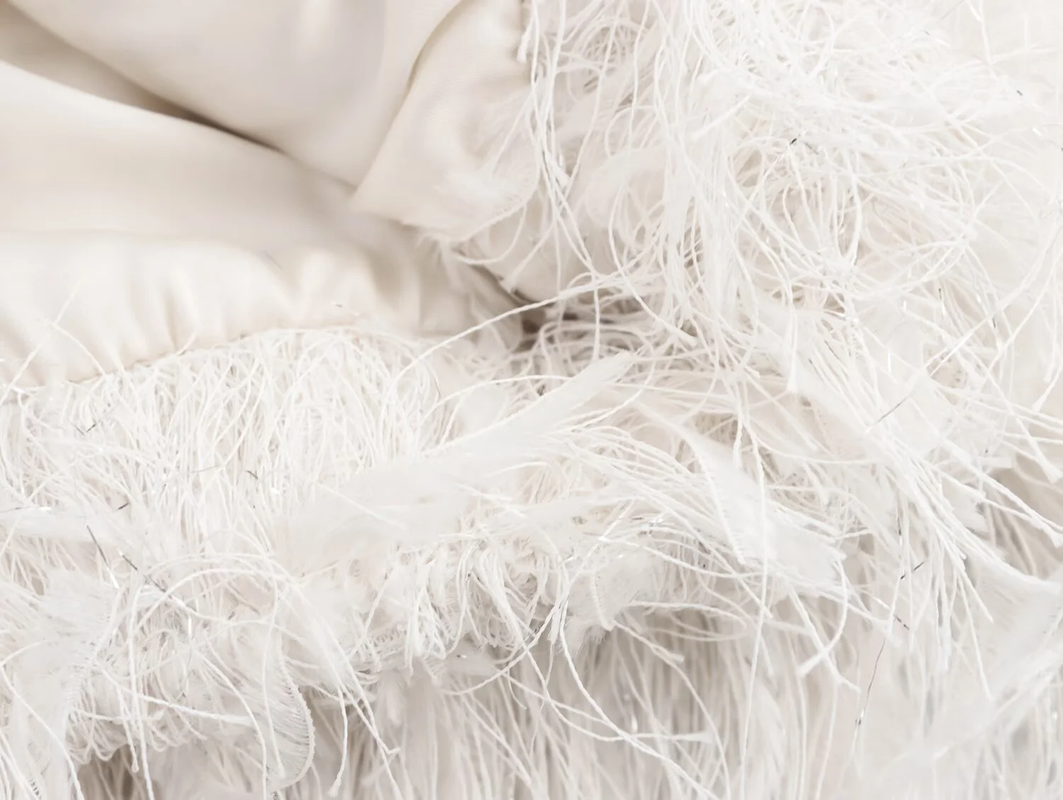 Winter Nieuwe Dames Casual Mode Eenvoudige Ronde Hals Lange Mouw Metallic Gestreepte Kwastje Afwerking Knop Jas