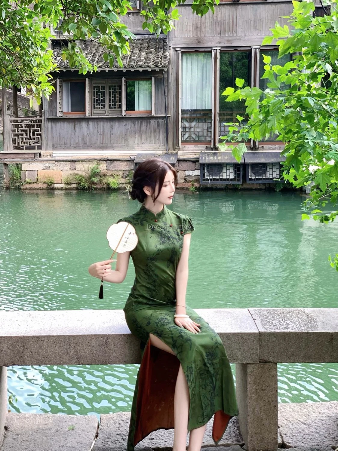 

2024 chinese characteristic classical temperament cheongsam daily improved elegant dainty qipao retro slim fitting leisure dress