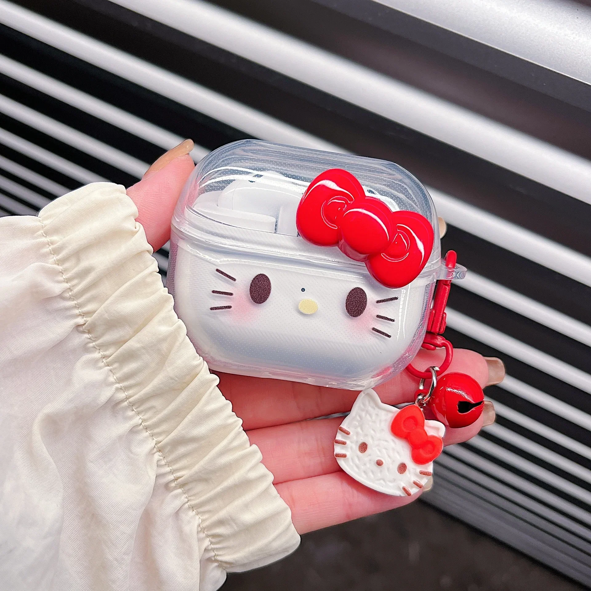 Etui na słuchawki TPU Flower do Samsung Galaxy Buds 3 Pro do Samsung Galaxy Bugs 3 Pokrowiec na słuchawki z brelokiem
