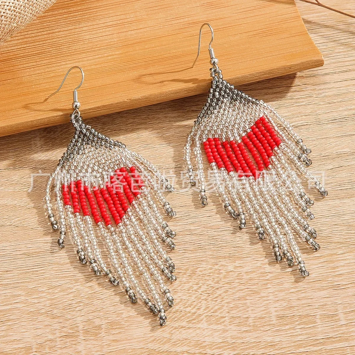 

Rice bead earrings Heart shape Pattern Fashion Tassel Originality Bohemia Alloy Hand weaving Beaded earrings