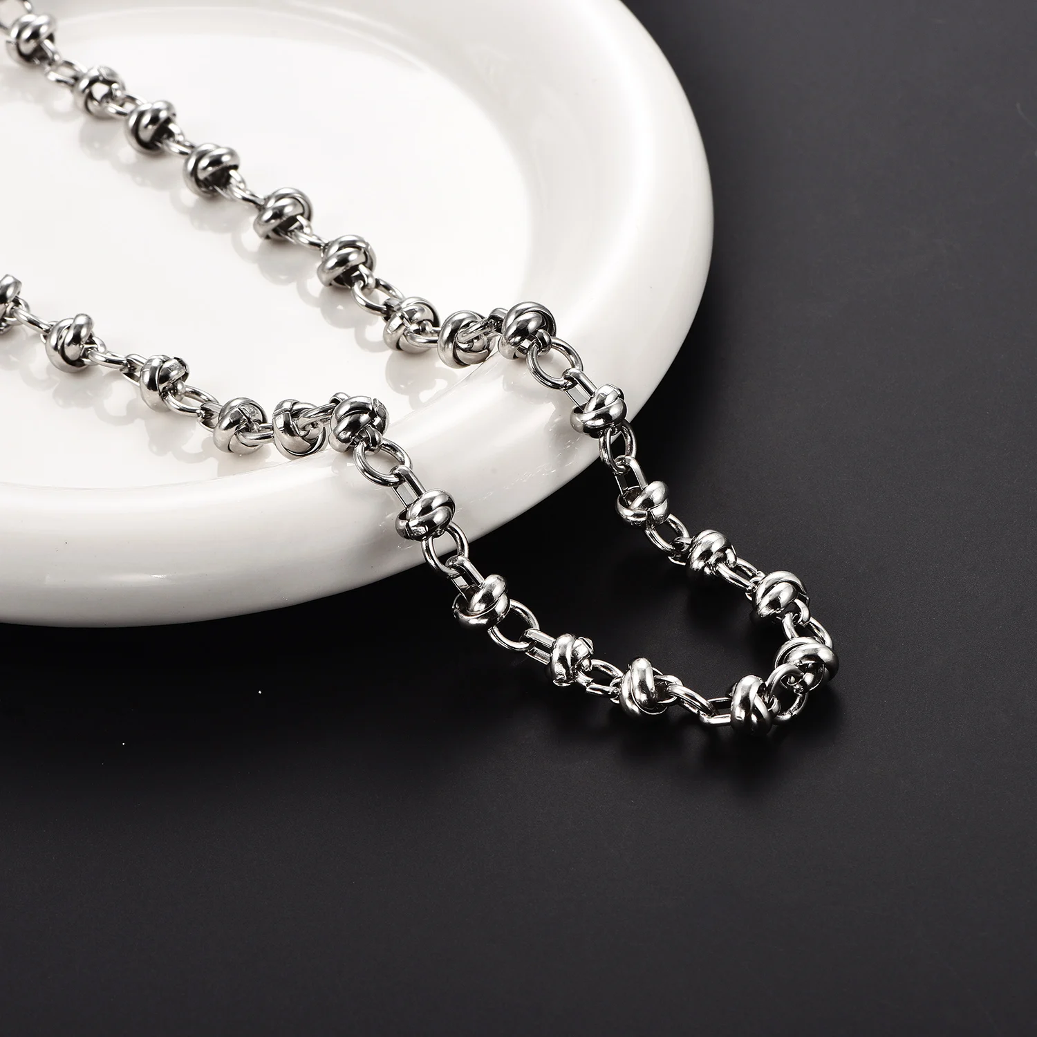8MM Versilberte Massive Halskette aus Edelstahl, Ovale Knotenkette, Kubanische Panzerkette, Schwerer Choker, Metallschmuck für Männer und Jungen – Detail 5