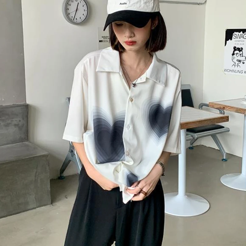 White Shirts Women Retro Heart-print Fashion Korean Style Harajuku Ulzzang Simple Unisex Sun-proof BF Camisas Mujer Ins Casaul