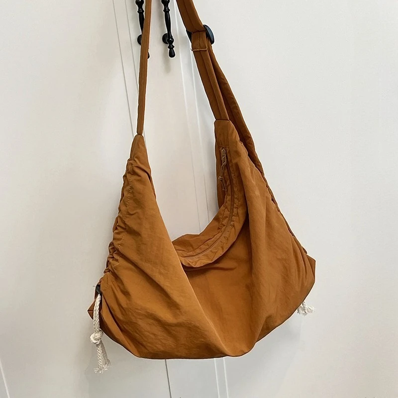Bolso de hombro Oxford de gran tamaño para mujer, nuevo bolso suave con cremallera, bolso informal de Color sólido para Escapes de fin de semana y cafés de trabajo