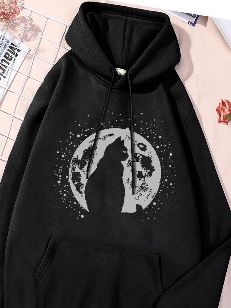 

A Cat Under The Moonlight Print Tracksuit Women Leisure Fleece Sweatshirts Sporty Trendy Sport Shirts Versatile Comfy Clothing