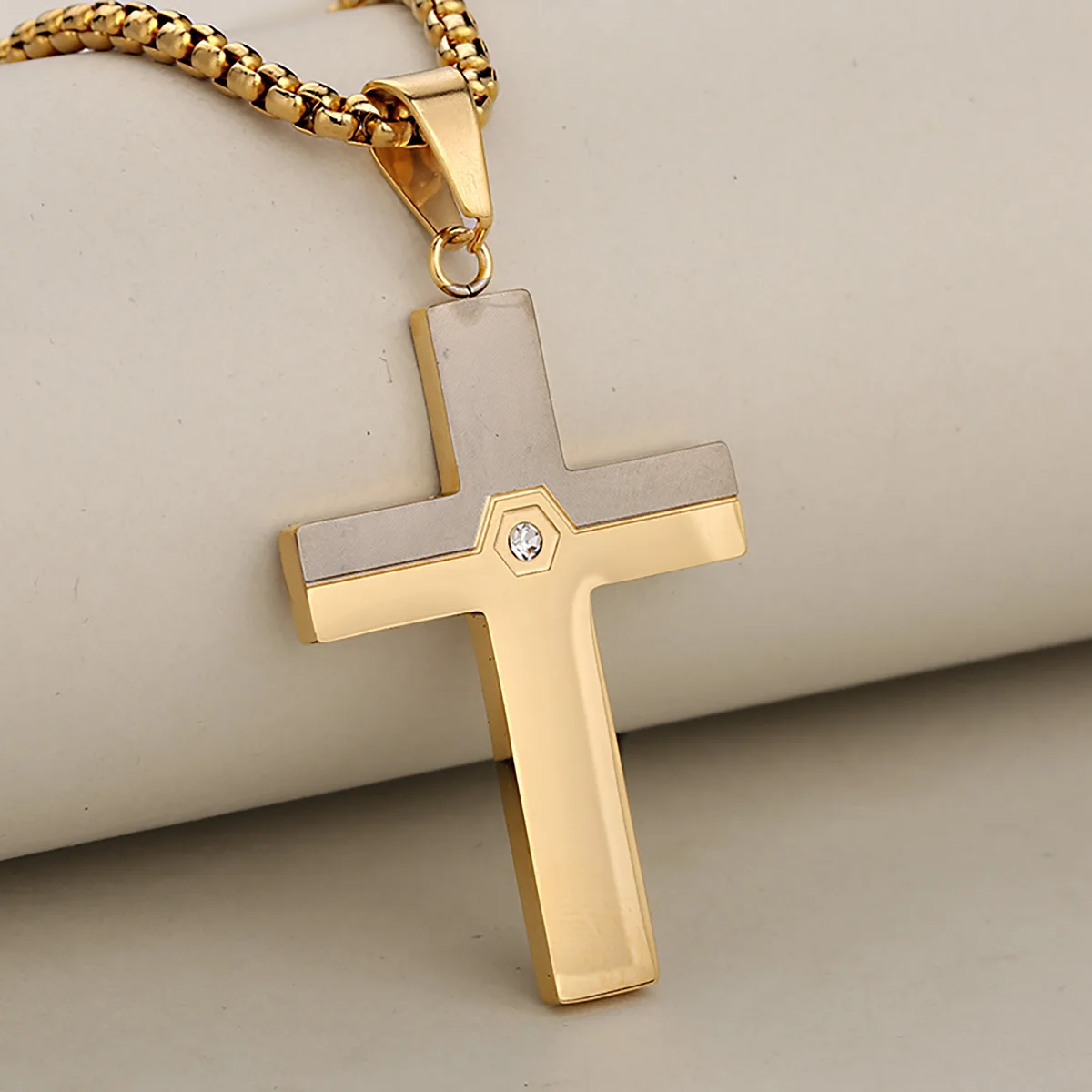 European & American High-Street Diamond-Studded Two-Tone Stainless Steel Cross Pendant Necklace for Women and Men,Trendy Jewelry