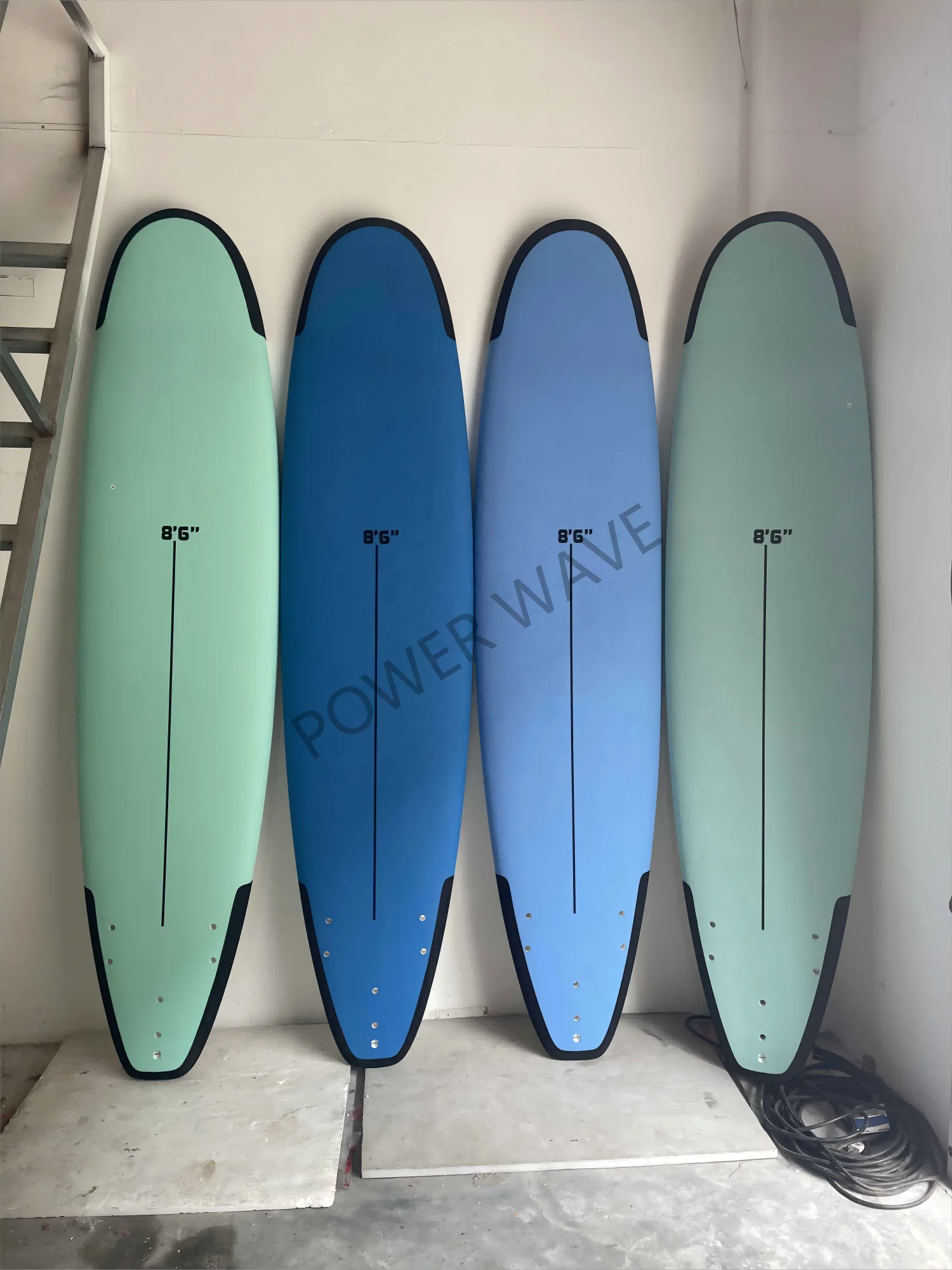 Hurtowa sprzedaż, personalizowane deski surfingowe z pianki XPE, miękkie, laminowane termicznie, przyjazne dla początkujących, z drewnem EPS, do wod oceanicznych, z torbą.