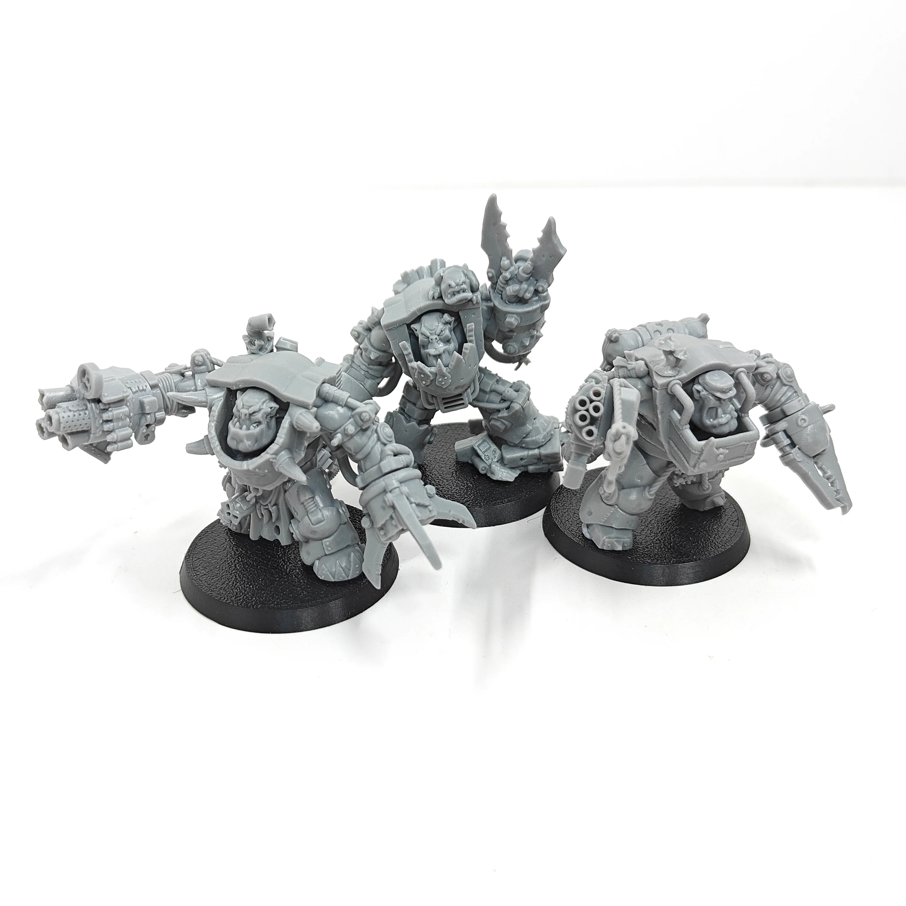 Garagenbausätze Wargame Orc Ork Harzbausätze Figur unbemalte Miniaturen (3 Figuren) zw612