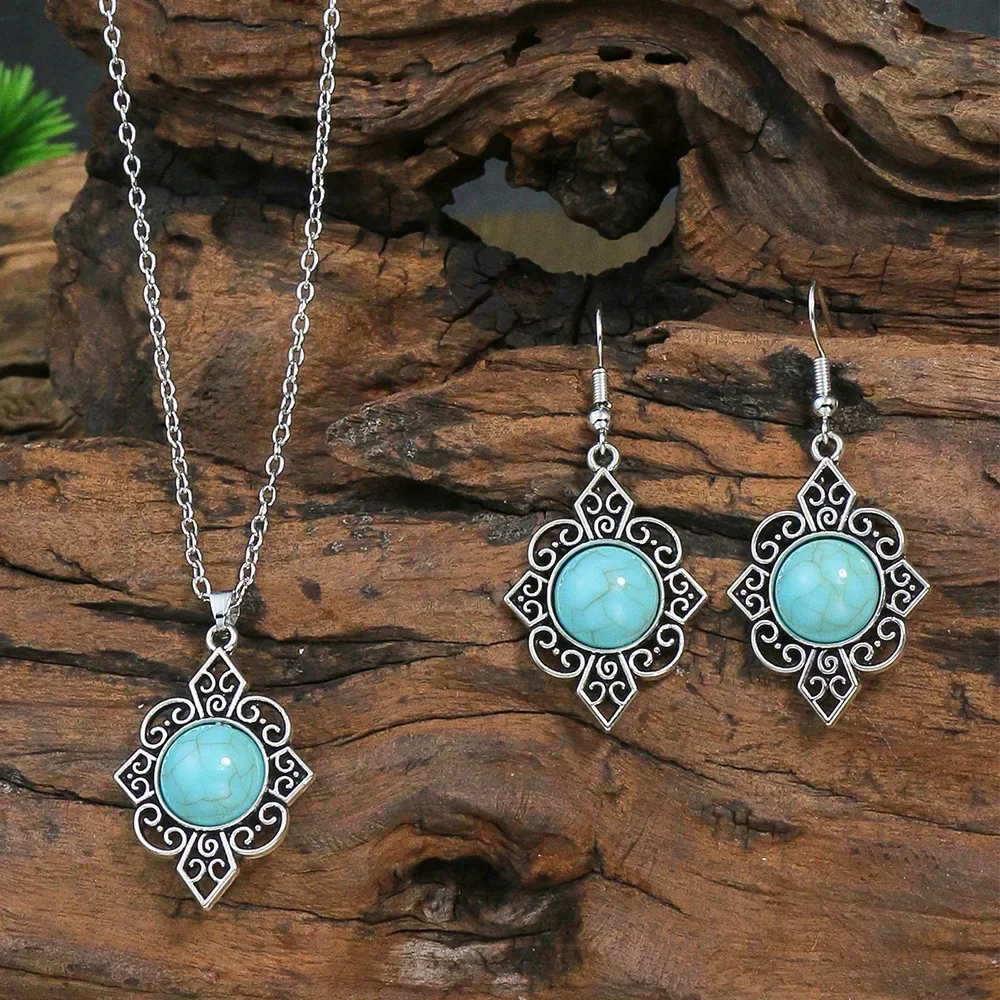 

Fashionable Ethnic Geometry Turquoise Drop Earrings for Women Retro Silver Pattern Earrings Necklace Lady Jewelry Set