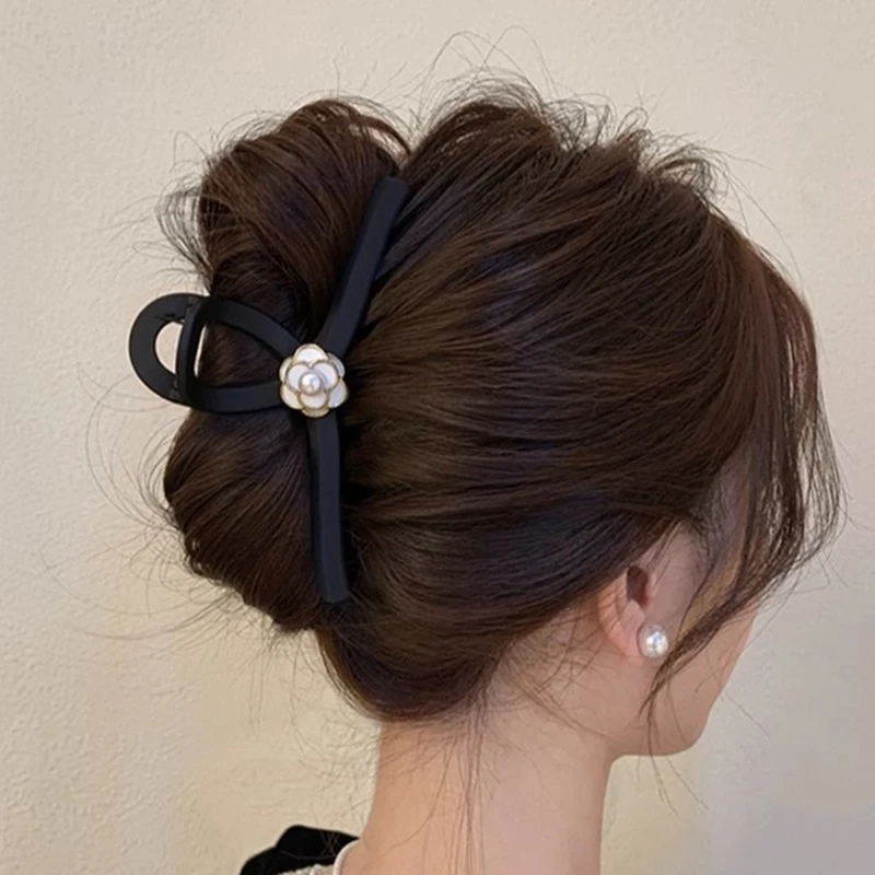 

13CM Black Matte Camellia Grab Clip Large Elegant French Hair Clip The Back of The Head Coil Hair Premium Shark Clip Hair Clip