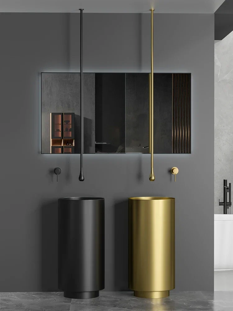 سقف مخفي من النحاس بالكامل ، أعلى الجدار ، الفن الإبداعي ، استشعار ذراع الرافعة ، قطرات الماء