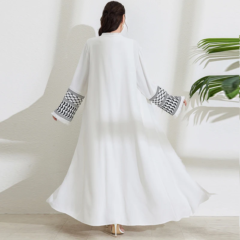 2024 New Chic Casual Open Kimono Abaya For Muslim Women Shalwar Kameez Jalabiya Embroidery Long Sleeve Embroidery Moroccan Robe