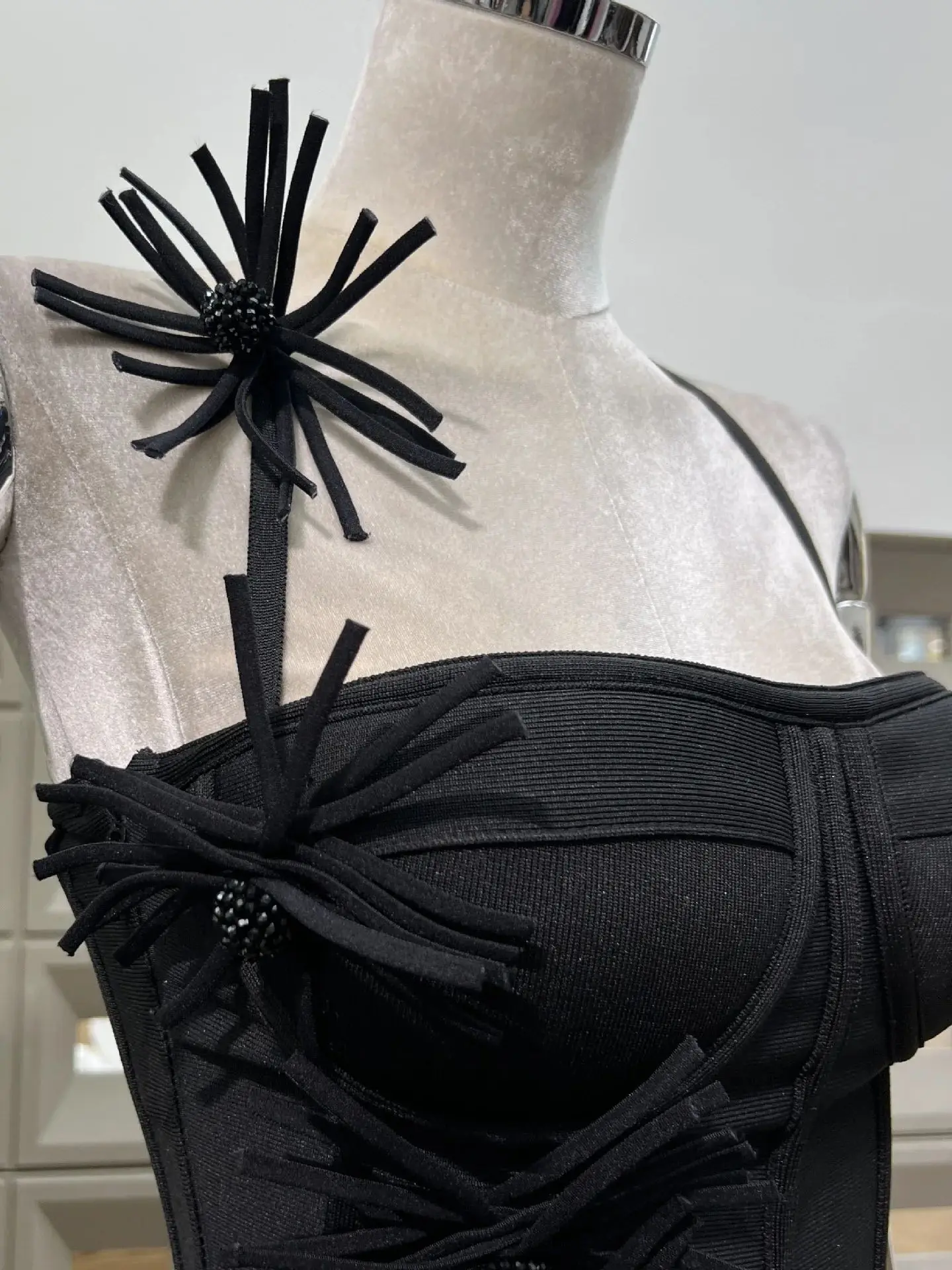 Bandage Tight Two Piece Flower Top Mini Skirt Sets Halter Knitted Nightclub Clothing Luxury Party Dress Women's Fashion Outfit