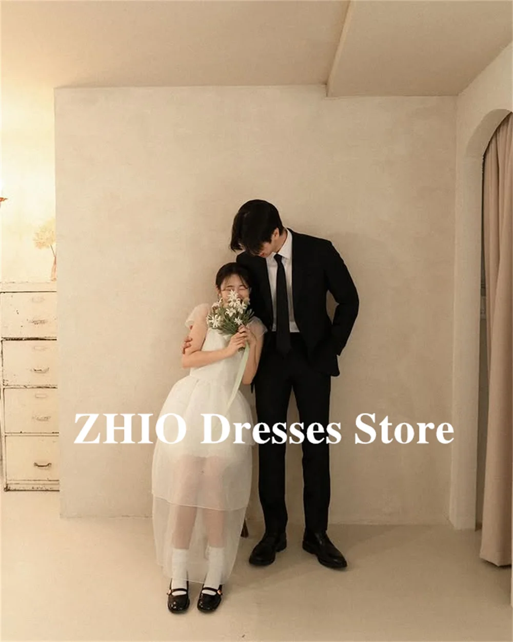 ZHIO Schlichtes elfenbeinfarbenes Brautkleid mit Trägern, Flügelärmeln, A-Linie, bodenlang, Schichtung, Brautkleid, Korea, Fotoshooting, maßgeschneidert,  soi