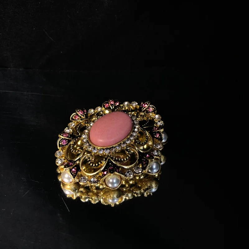 vintage enamel corsages colorful diamonds retro-style aged gold brooches sweet red brooch