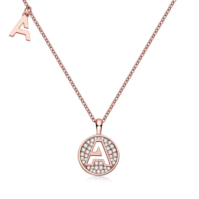 New S925 silver moissanite twenty-six letters of the V section of silver jewelry necklaces light luxury fashion with girlfriends