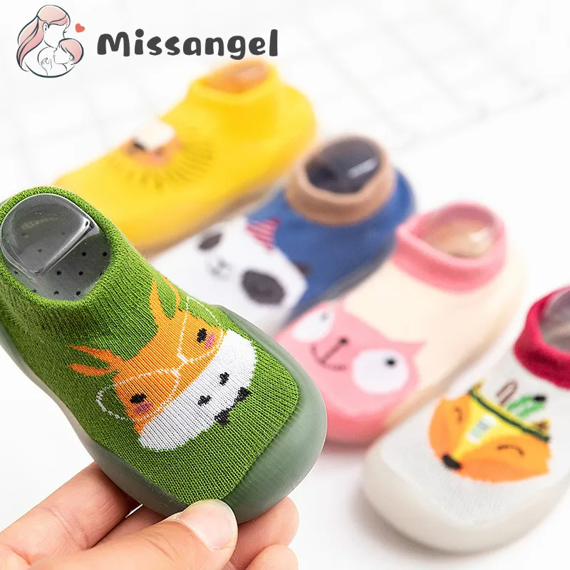 Non-slip baby shoes with cartoon design