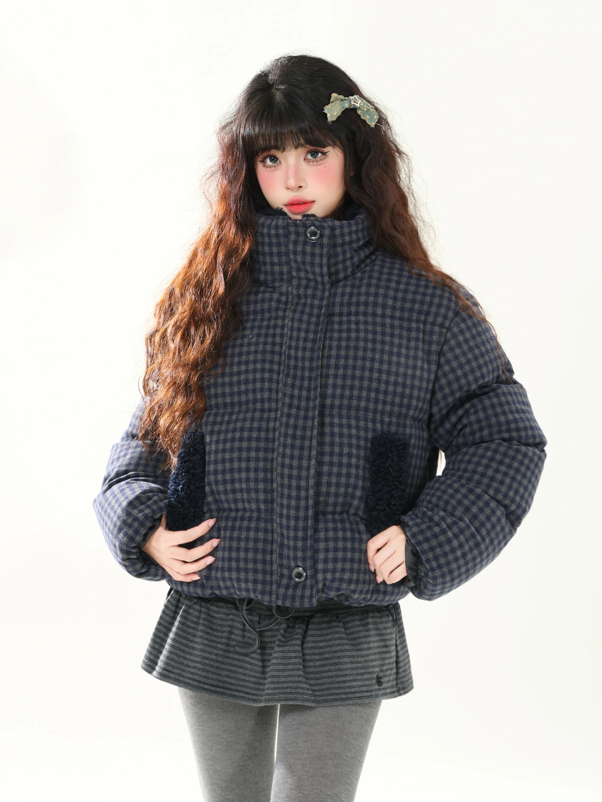 

Женская зимняя куртка ENJOG в корейском стиле с вставками из овечьей шерсти, в клетку, из хлопка, свободного кроя, с воротником-стойкой, маленький размер