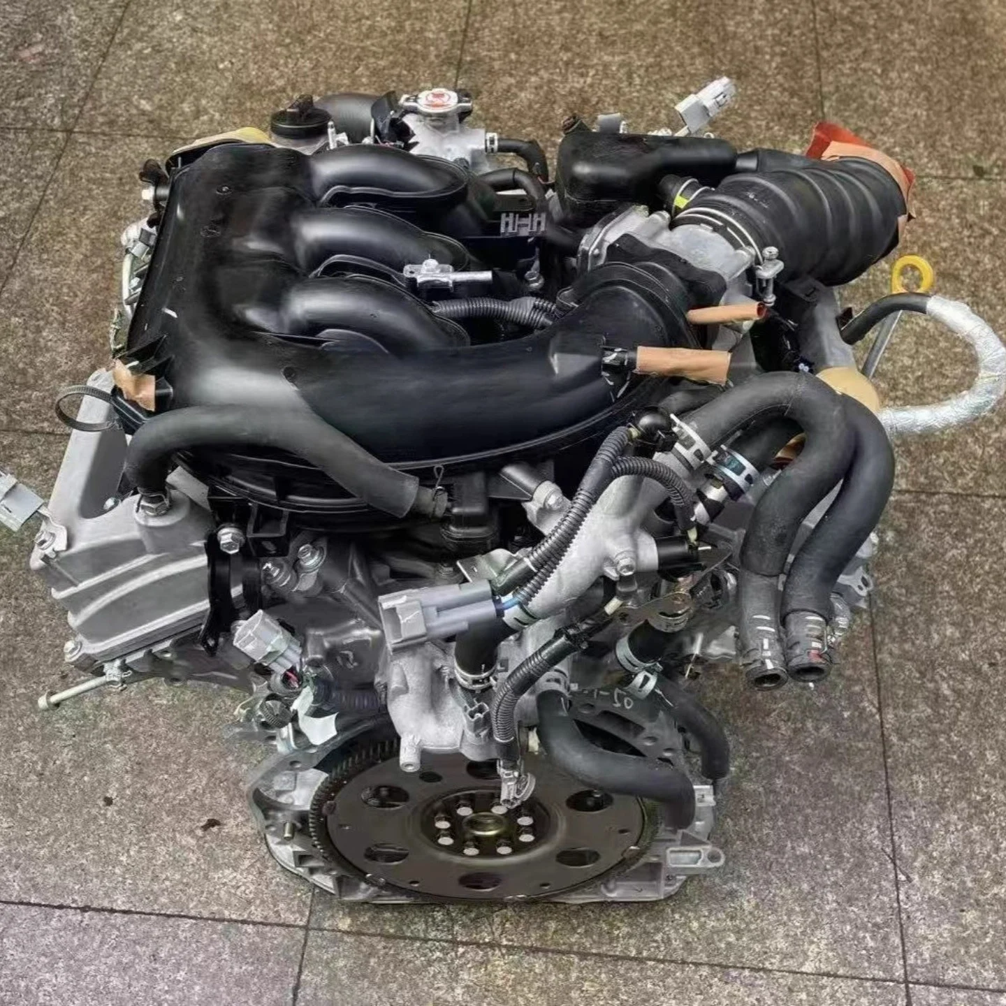 For Toyota Reishi 2.5 Crown 2.53.0 2.0T Highlander 2.73.5 Camry 2.02.4 Engine